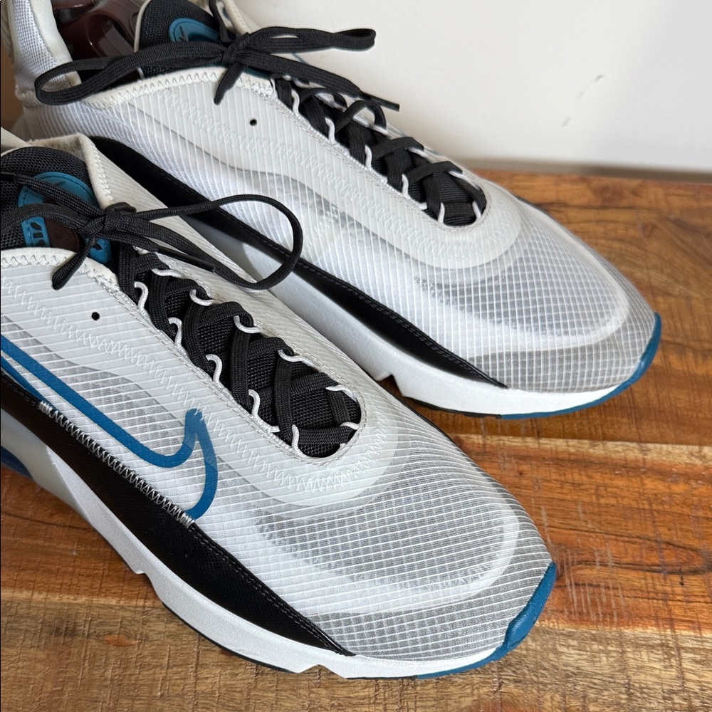 Nike Air Max 2090 White and Black with Blue Accents, Men’s 13 - Picture 2 of 8